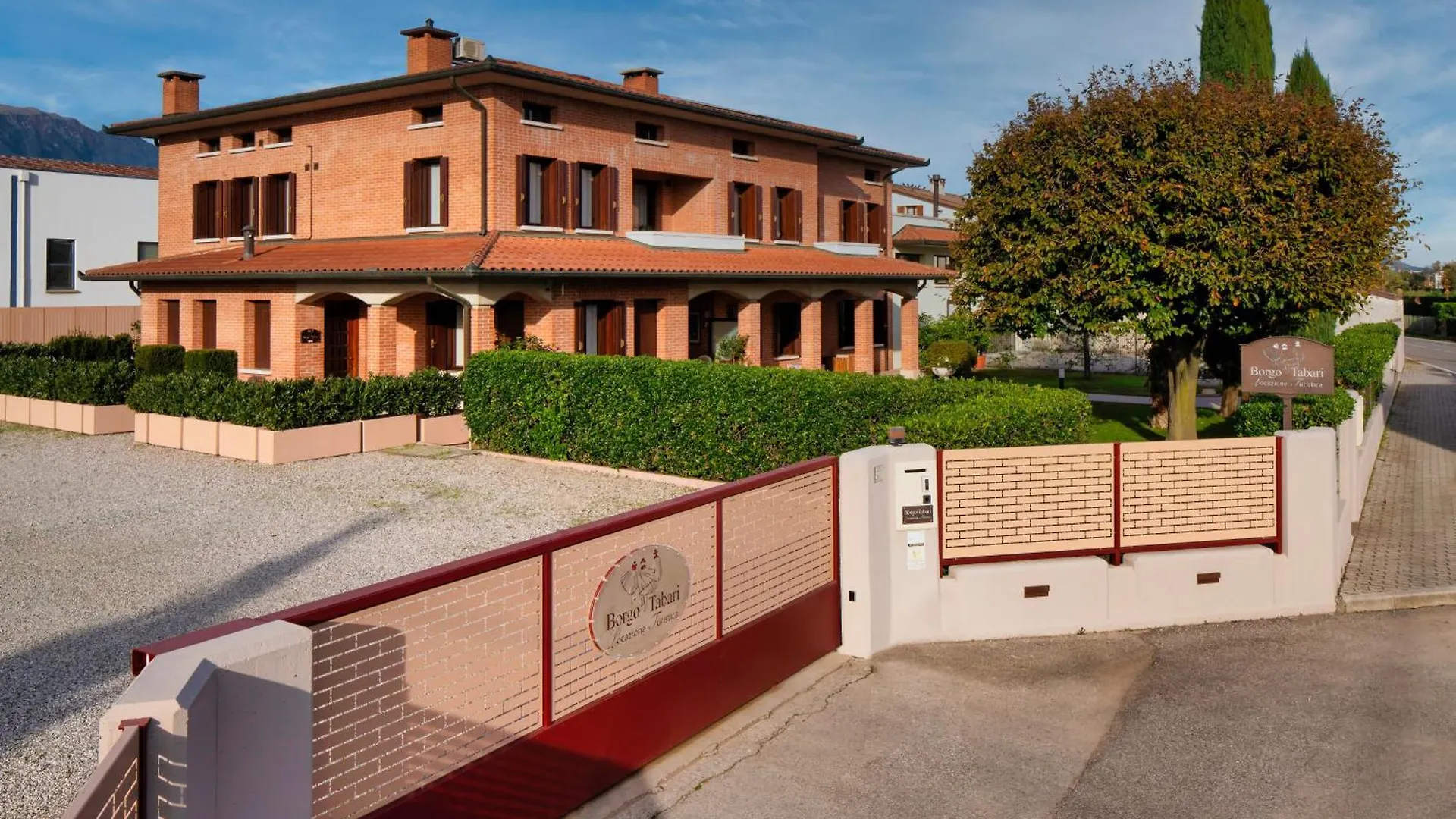 Borgo Tabari Locazione Turistica location